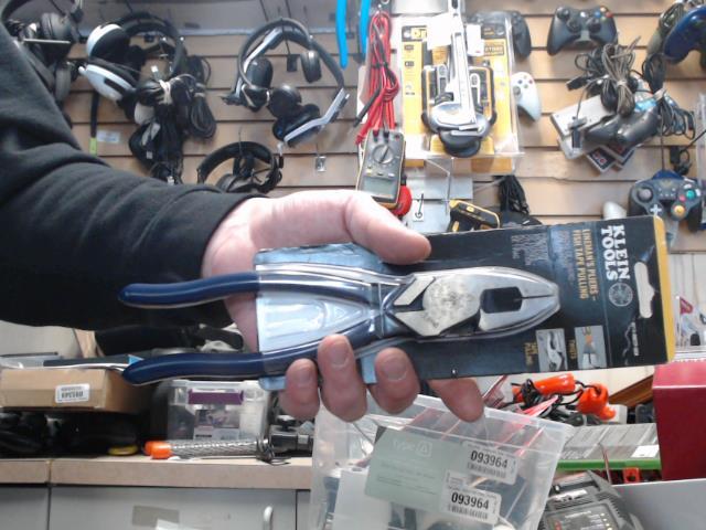Pliers