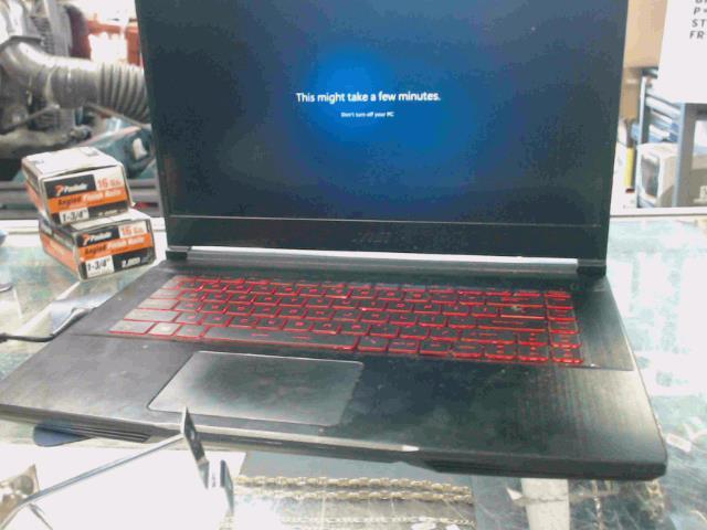 Laptop gaming noir