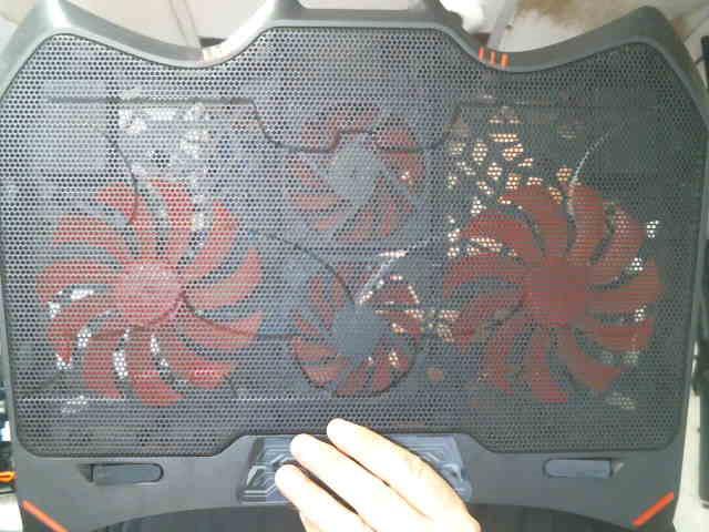 Laptop cooling pad