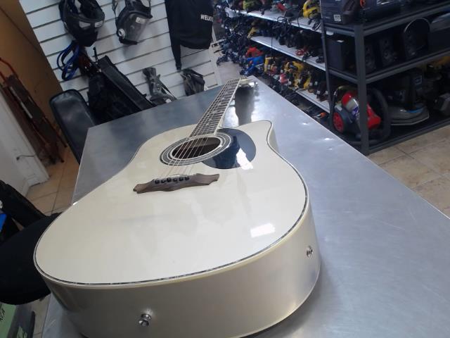 Guitare semi acoustic(limited edit.p.abd