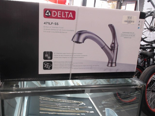Pull-out faucet