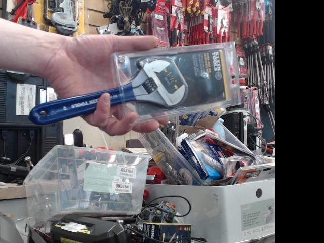 Extra wide adjus wrench