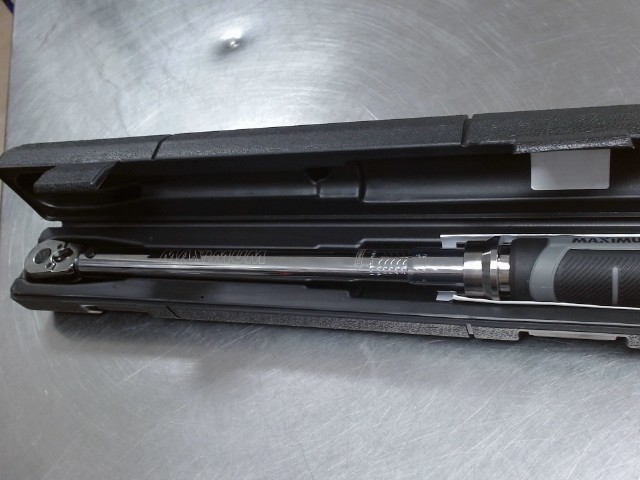 Clef dinamometrique maximum ds case