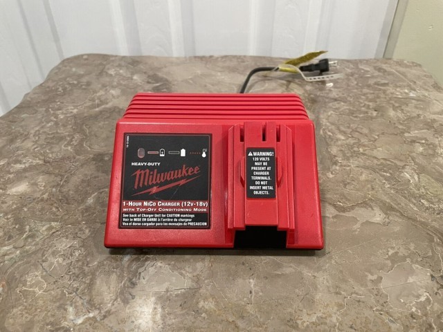 Chargeur a batterie