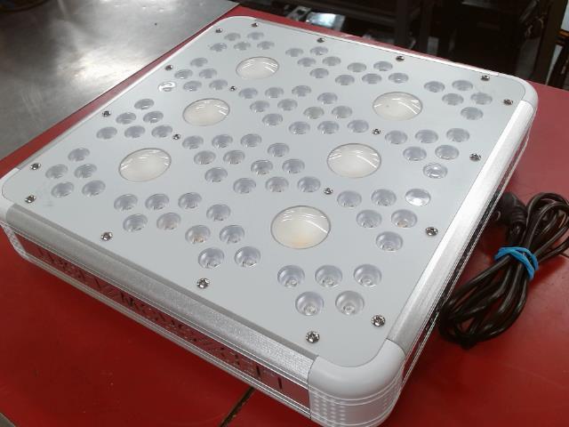 Led grow light 1200w