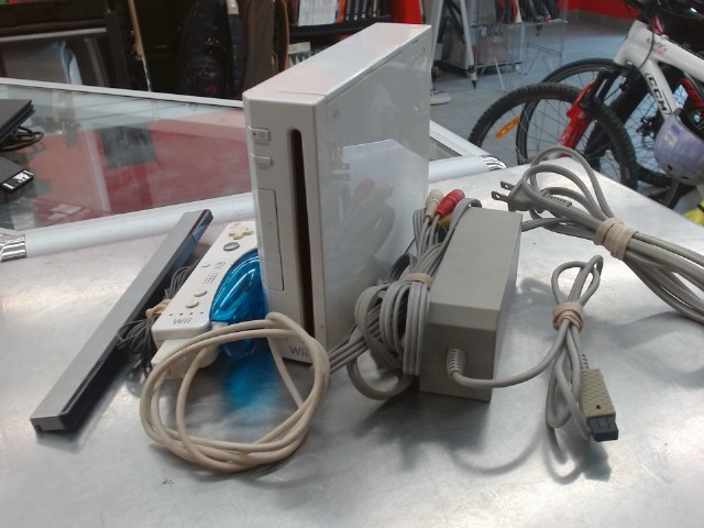 Wii + accessoires manettes
