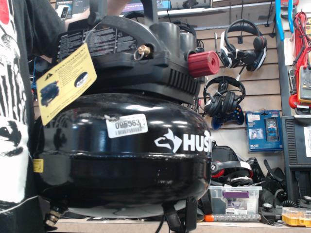 Air compressor