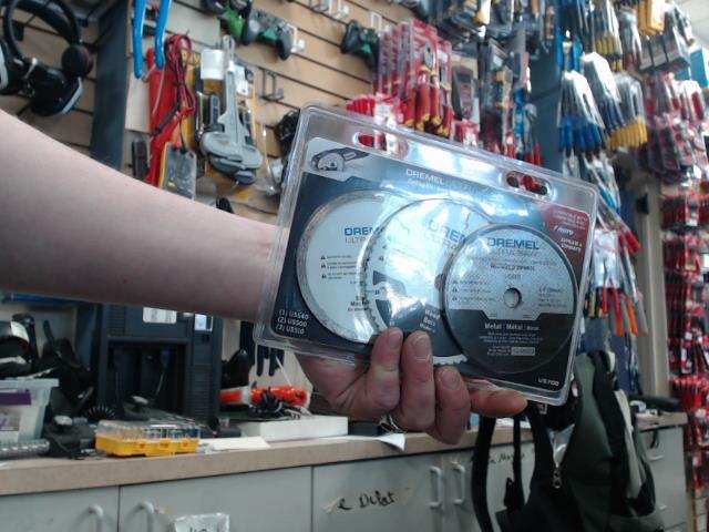 Kit blades