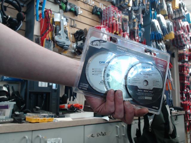 Kit blades