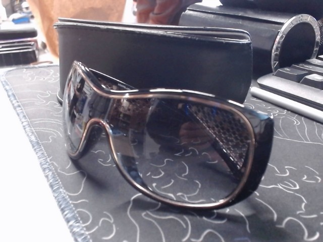 Lunette soleil montblanc