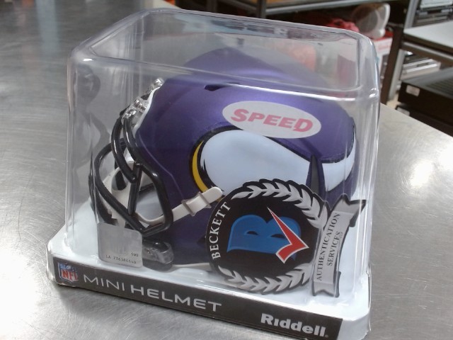 Mini helmet vikings