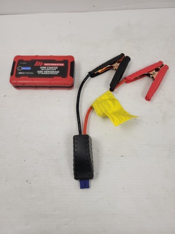 Booster motomaster comme neuf