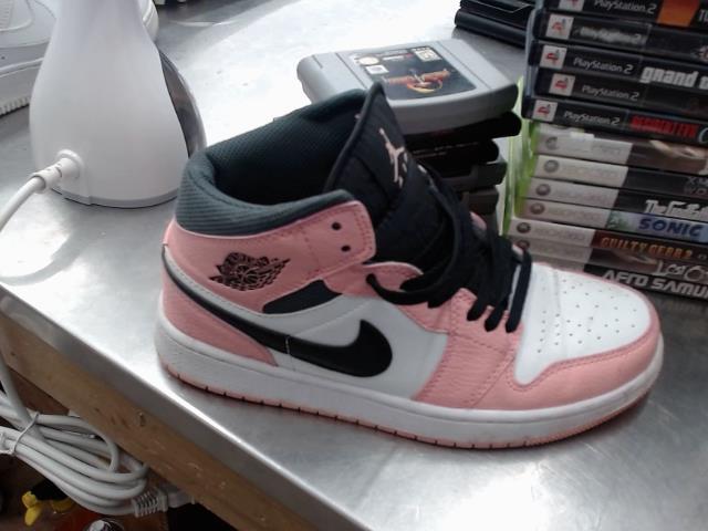 Jordan 4 rose size 8