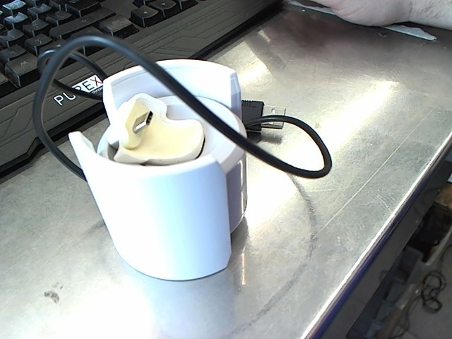 Poke ball plus stand