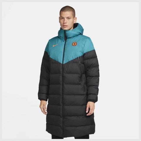 Nike chelsea down puffer jacket