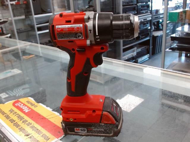 Milwaukee perceuse avec batt