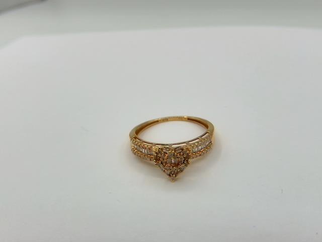 BAGUE EN OR 18KT AVEC DIAMANTS 