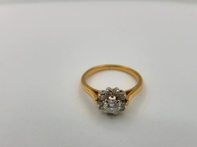 BAGUE EN OR 18KT AVEC DIAMANTS 