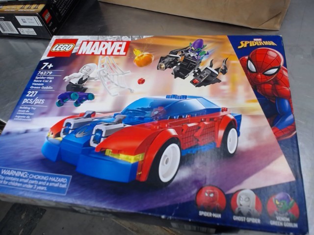 Lego spider-man race car