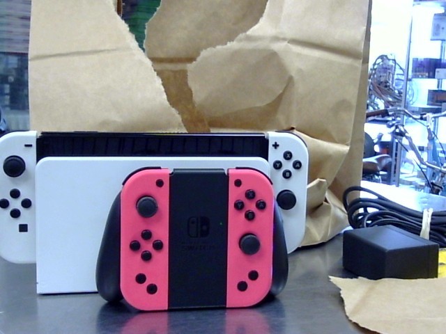 Console switch oled+man+joycons+acc