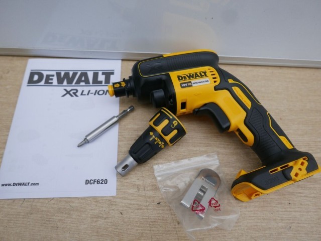 Brushless dewalt drill