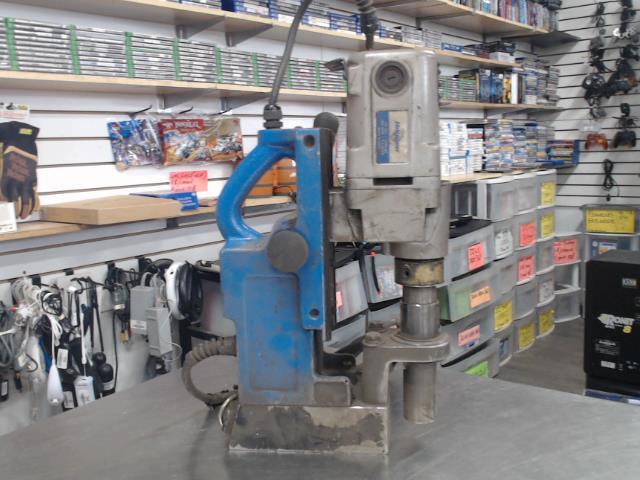 Drill magnetique