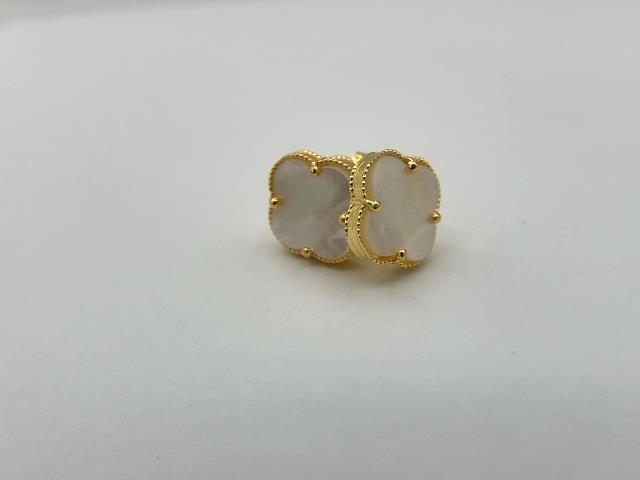 BOUCLES D OREILLES EN OR 10KT NEW