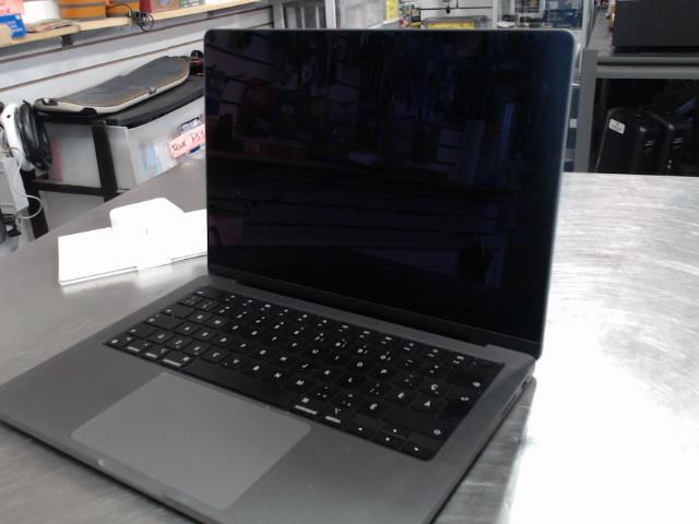 Macbookpro 14pouce/512ssd/8gbram+chrg bo