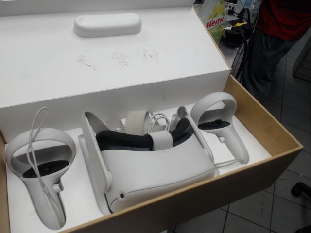 Console metaquest 2 dans boite