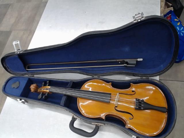 Violon avec case