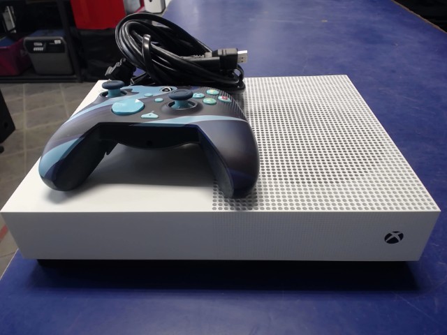 Console all digital avec manette filaire