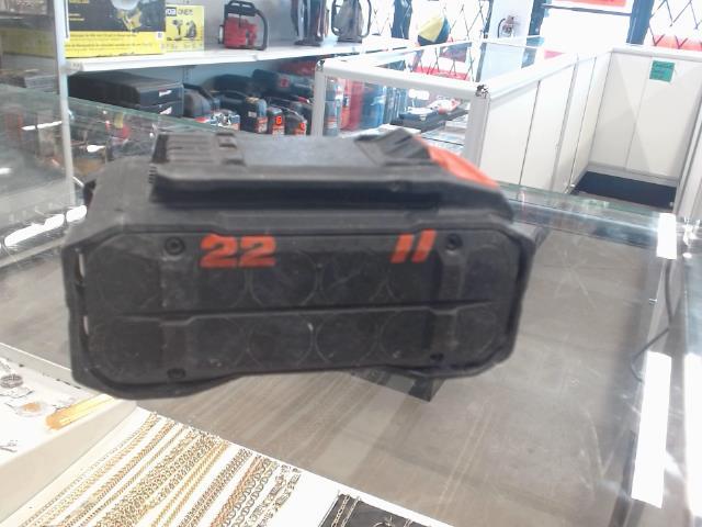Battery hilti b22 used clean