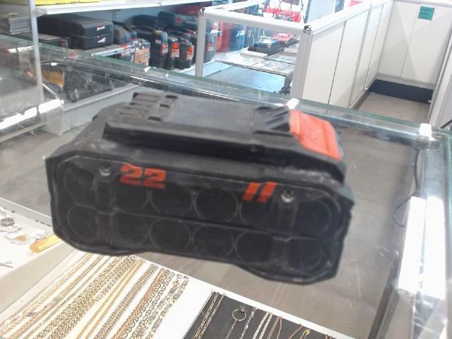 Battery hilti b22 used clean