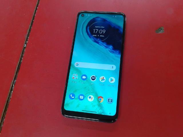 Cellulaire motorla blanc pas d'acc