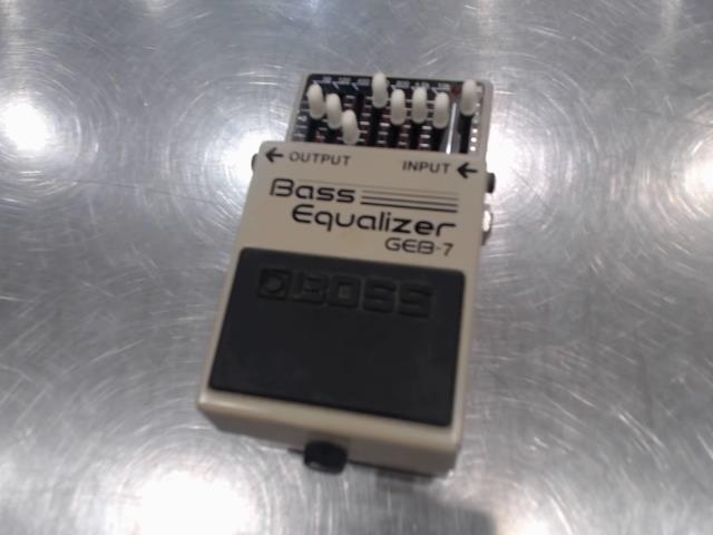 Pedale bass equaliser