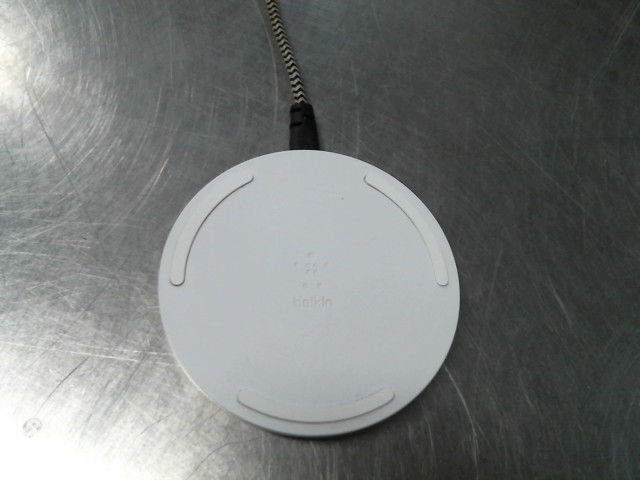 Pad de chargement sans fill blanc