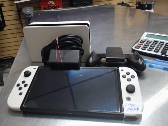 Switch reg acc 2j manque petit man m tv