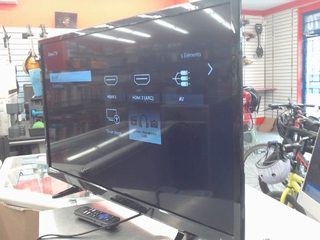Television 32 pouces roku