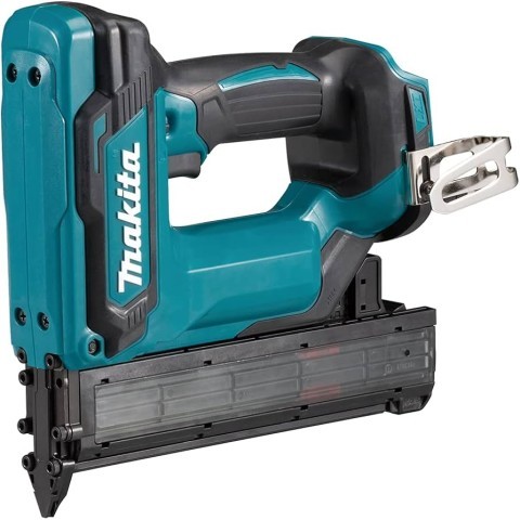 Cloueuse makita a battery neuf