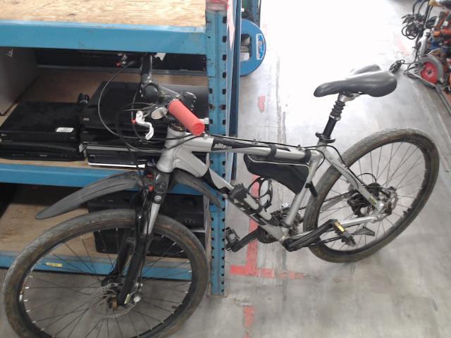 Velo suspension avant/double frein disqu