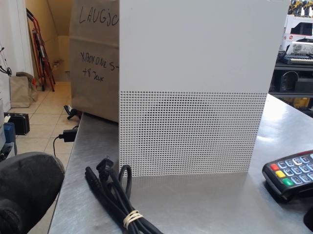 Xbox one s 1to no man + fil