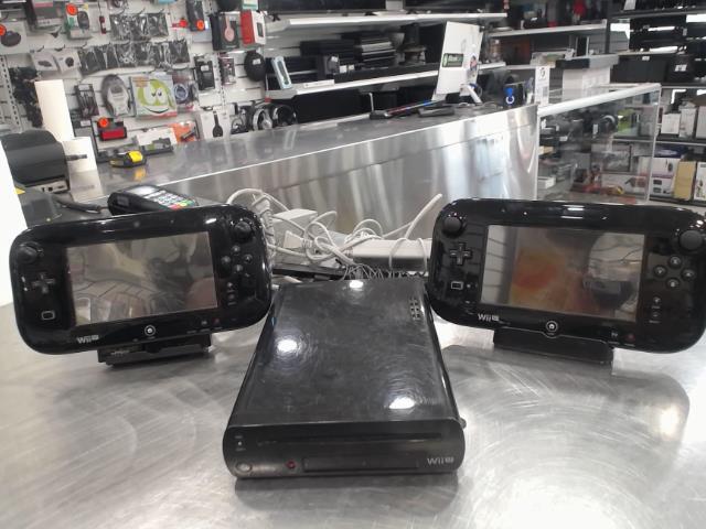 Console wii u avec 2 (manettes)