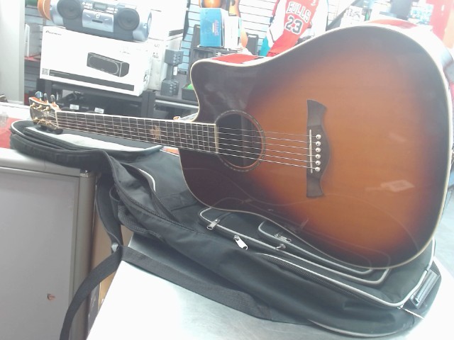 Guitare 6 cordes