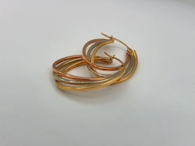 BOUCLES D OREILLES EN OR 10KT
