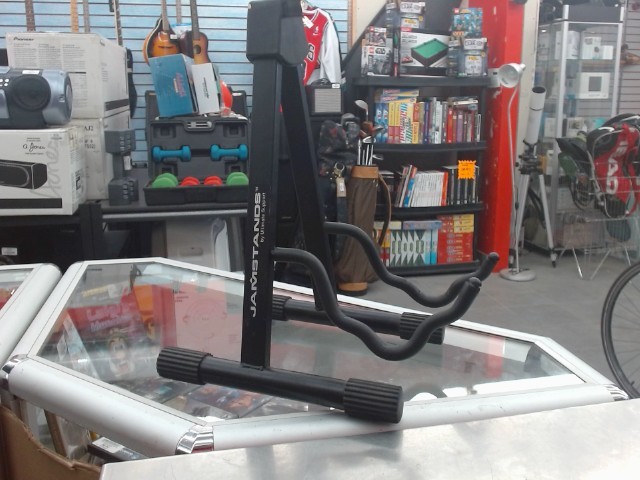 Stand a guitare