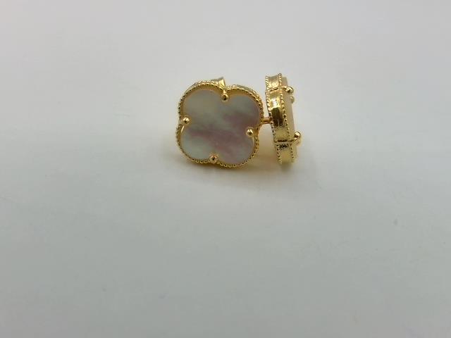 BOUCLES D OREILLES EN OR 10KT NEW