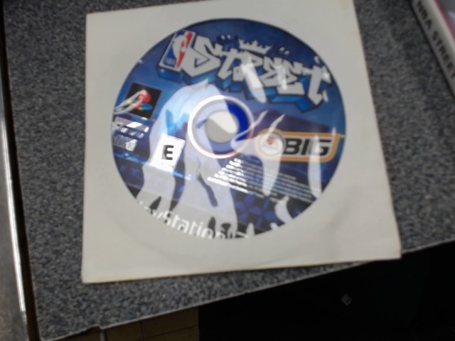 Nba street v1 ps2 only disque