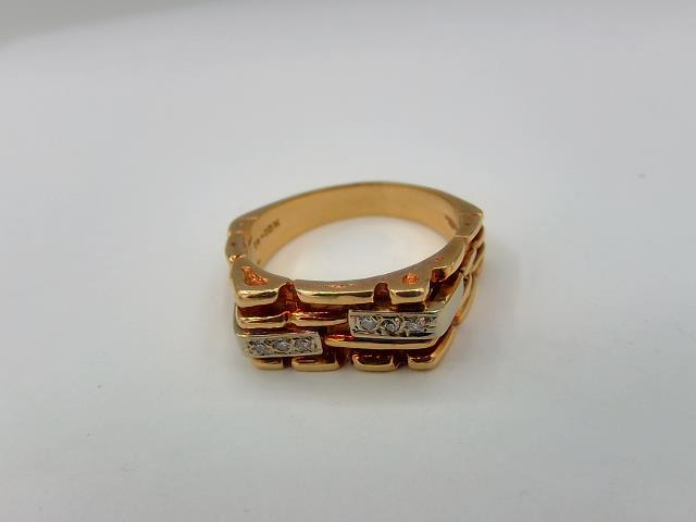 BAGUE EN OR 10KT AVEC DIAMANTS 
