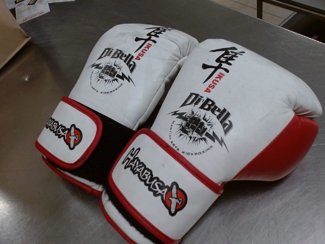 Gant de boxe di bella