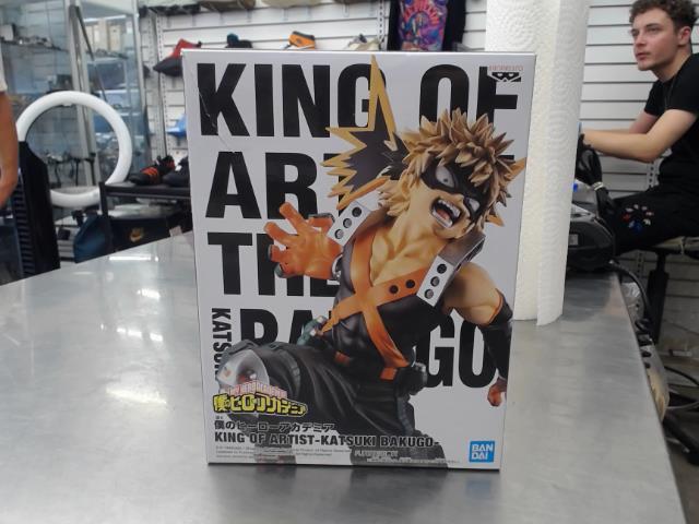 Figurine katsuki bakugo
